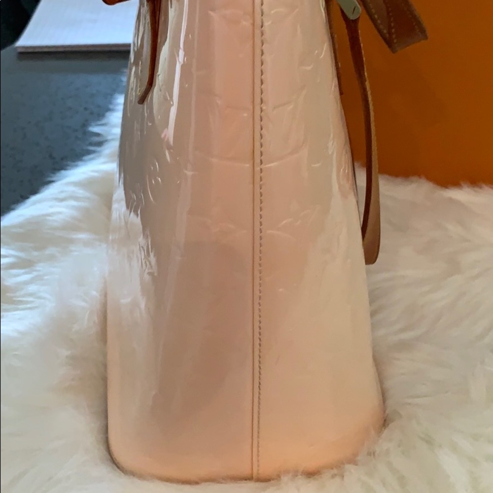 Authentic  Louis Vuitton Houston Vernice - Picture 4 of 7
